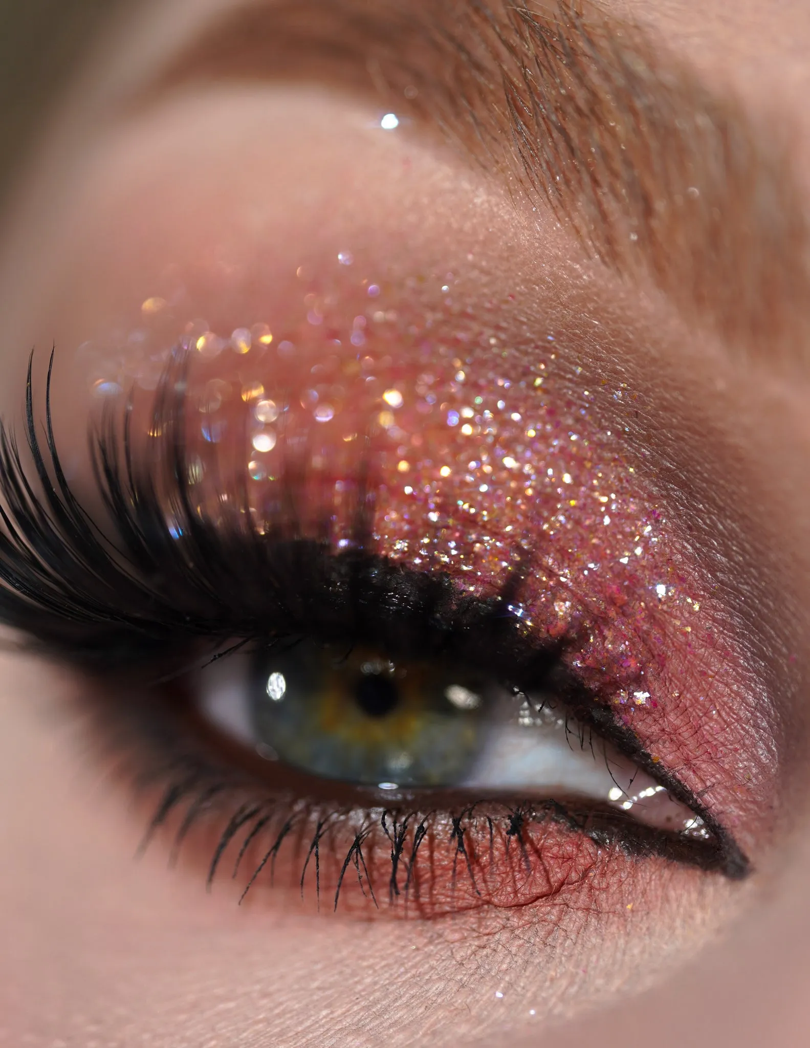 #34 Peach Eyeshadow Glitter