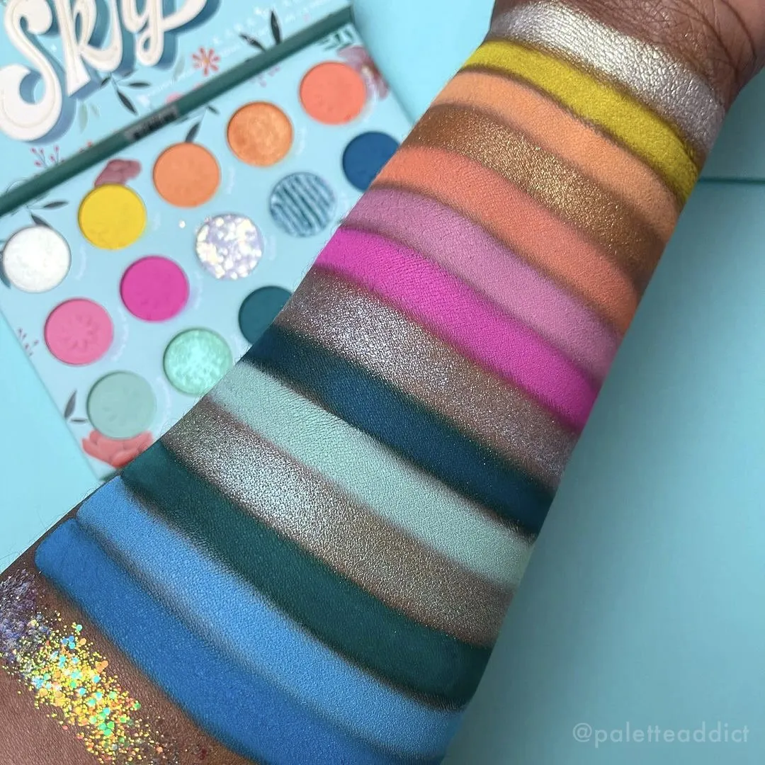 BEYOND THE SKY Eye Palette