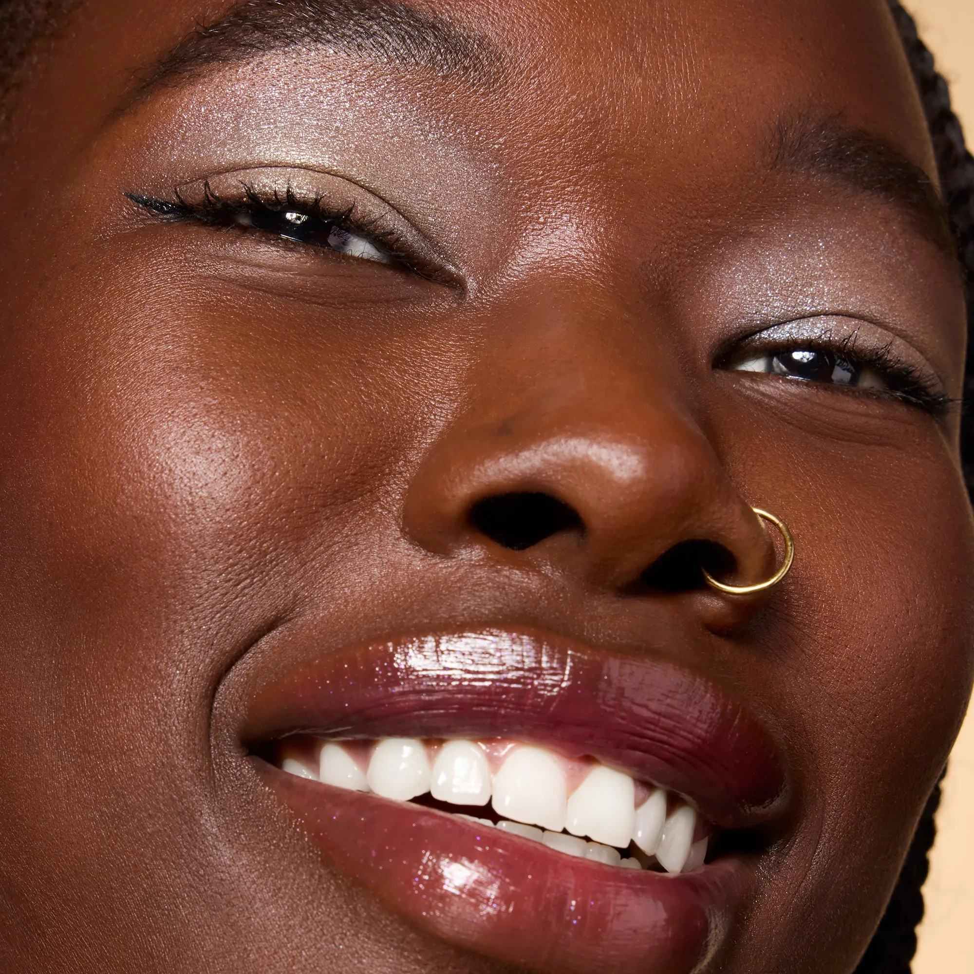 Fine as Fleck Glitter Eyeshadow