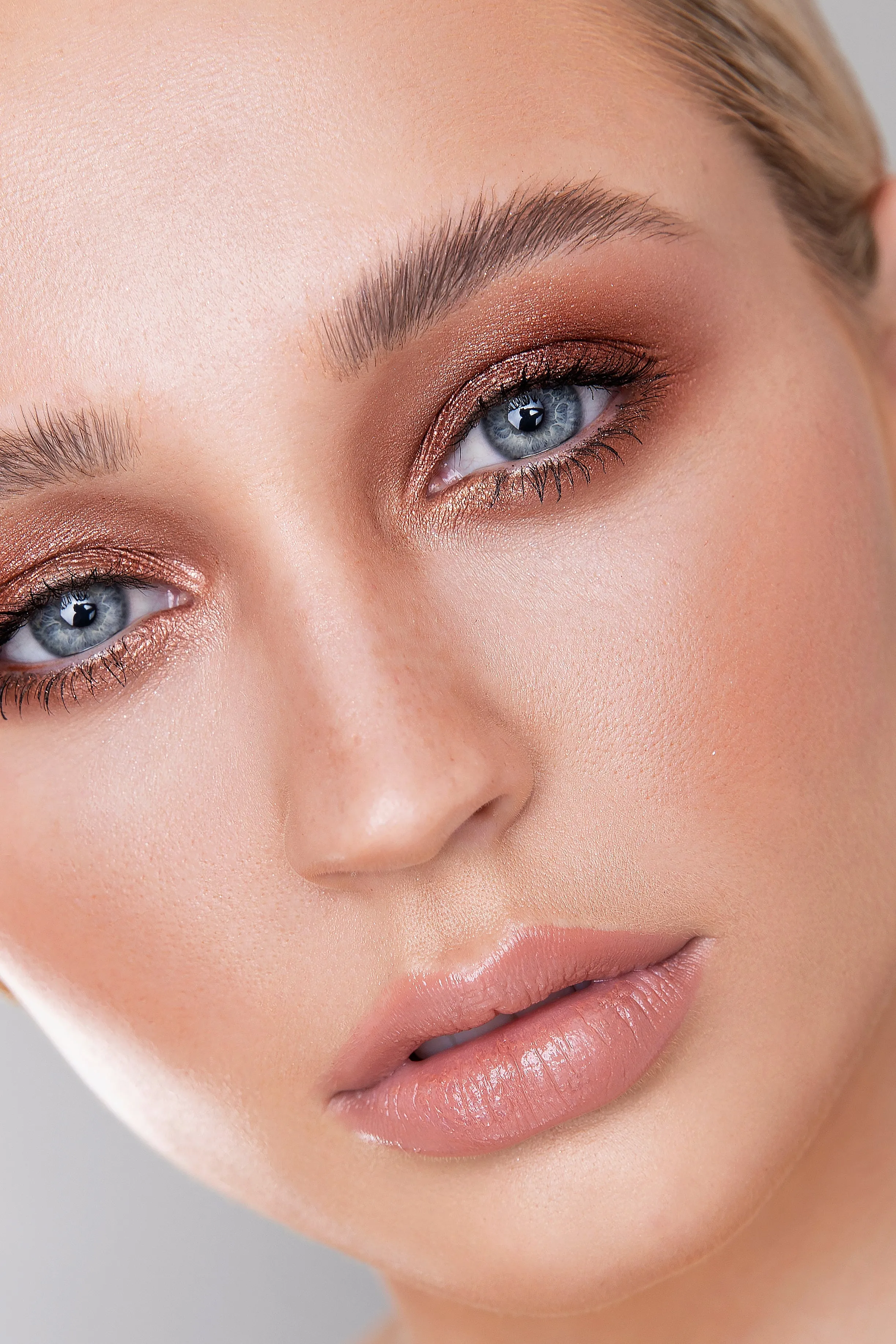 Glitter Chrome Eyeshadow - Rose Gold