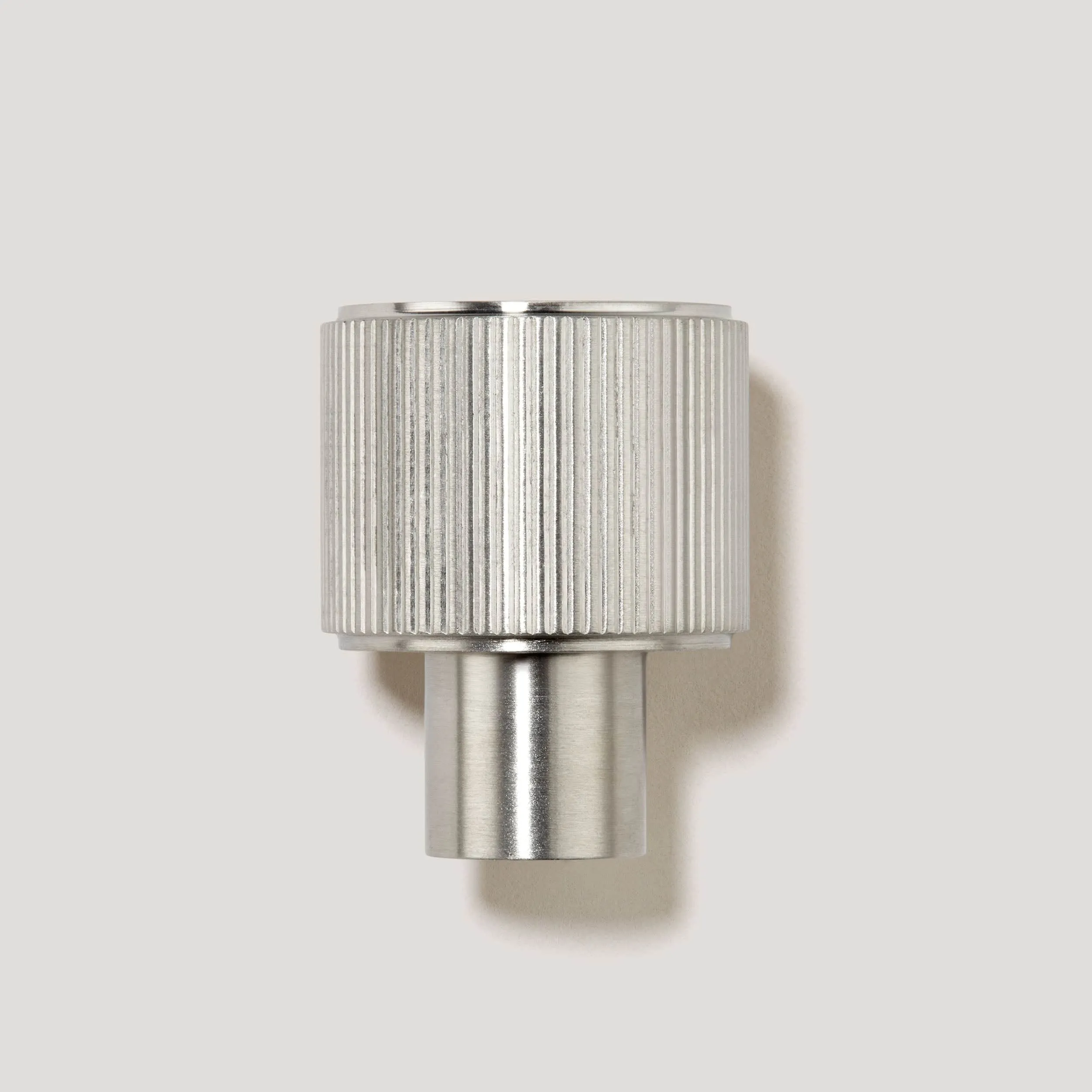 LENNON Grooved Button Hook - Stainless Steel