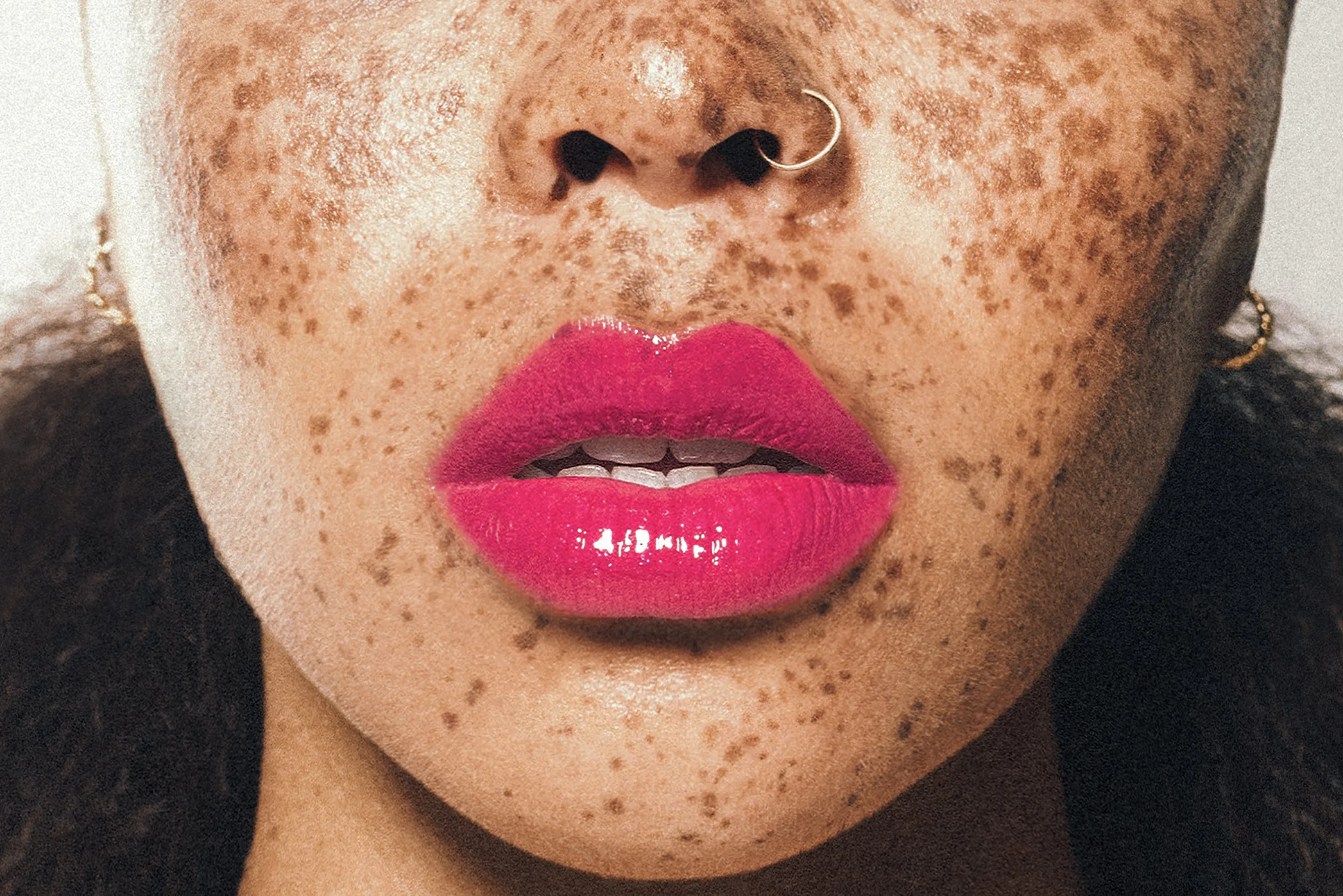 LIP/POWER X - The Glittering Lip Gloss