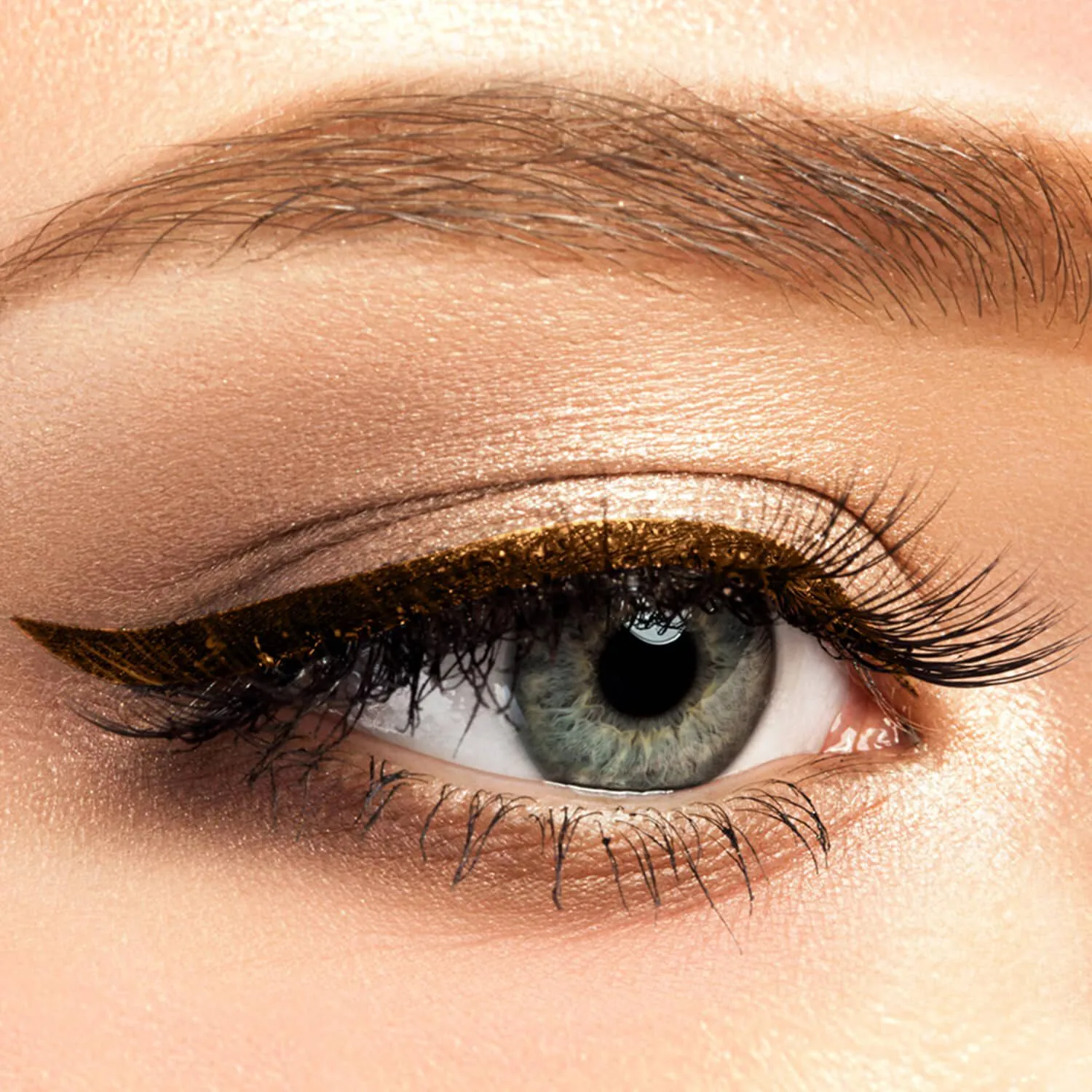 Persuasion Eyeliner