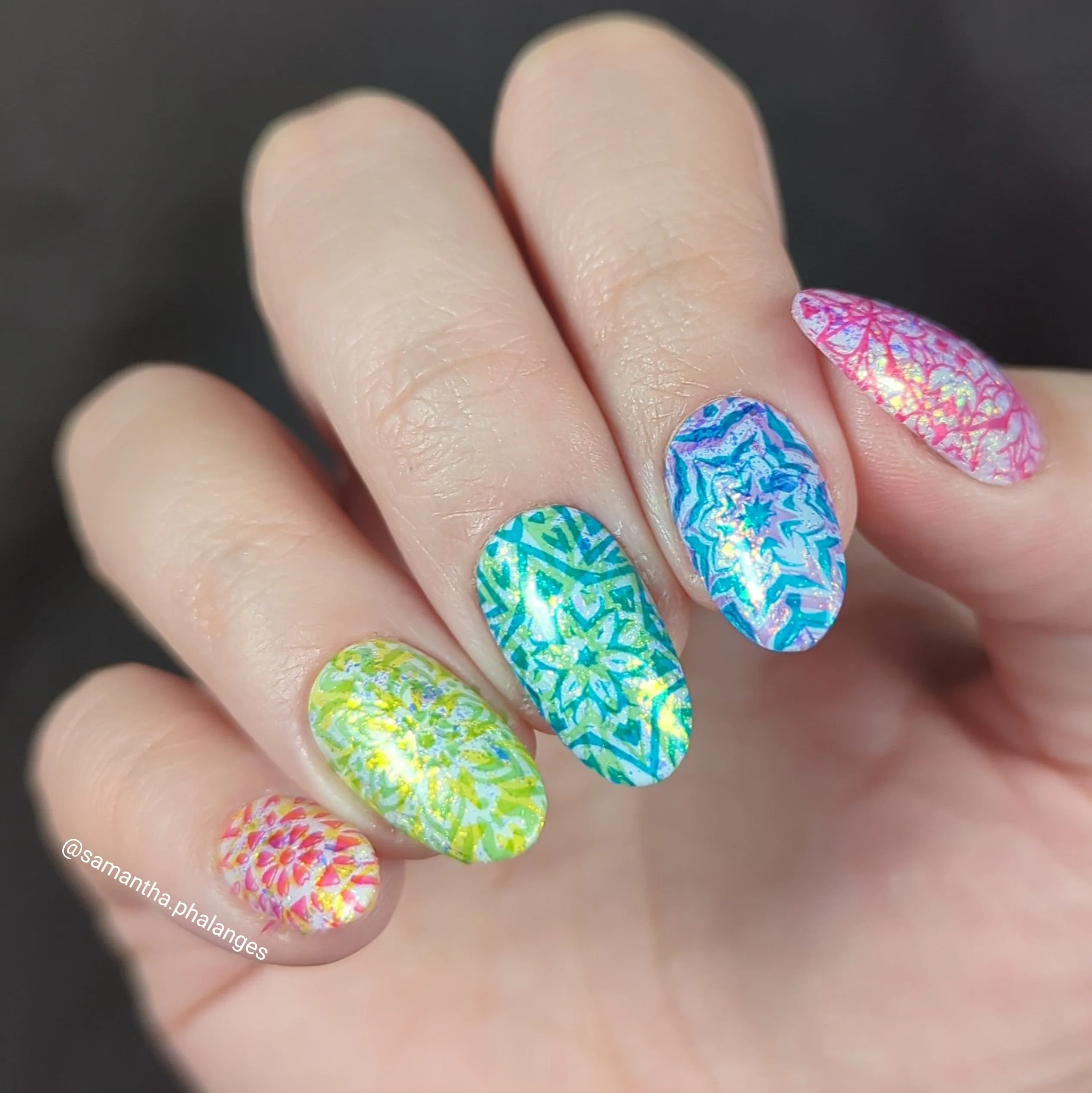 Prism Dreams (M462) - Nail Stamping Plate