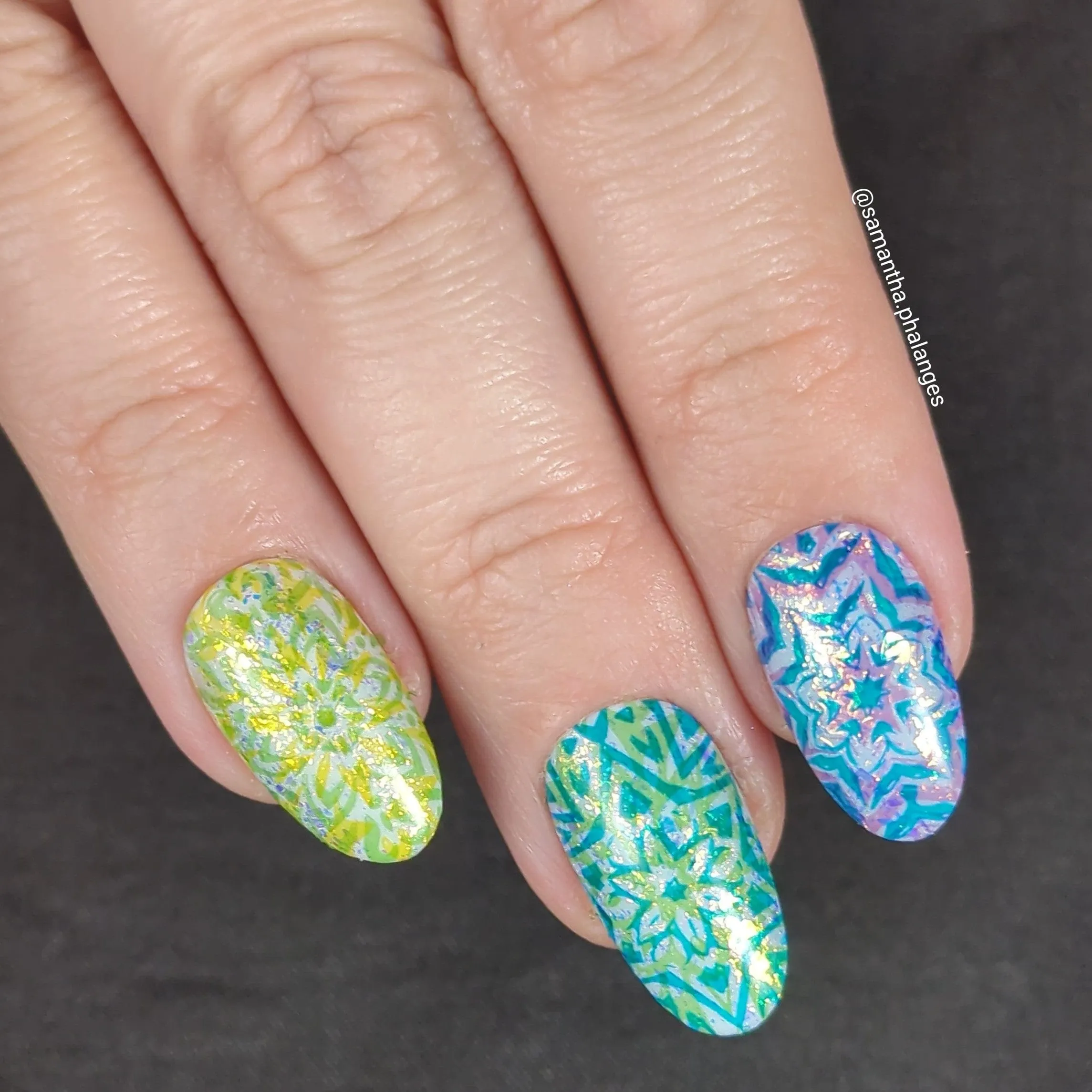 Prism Dreams (M462) - Nail Stamping Plate