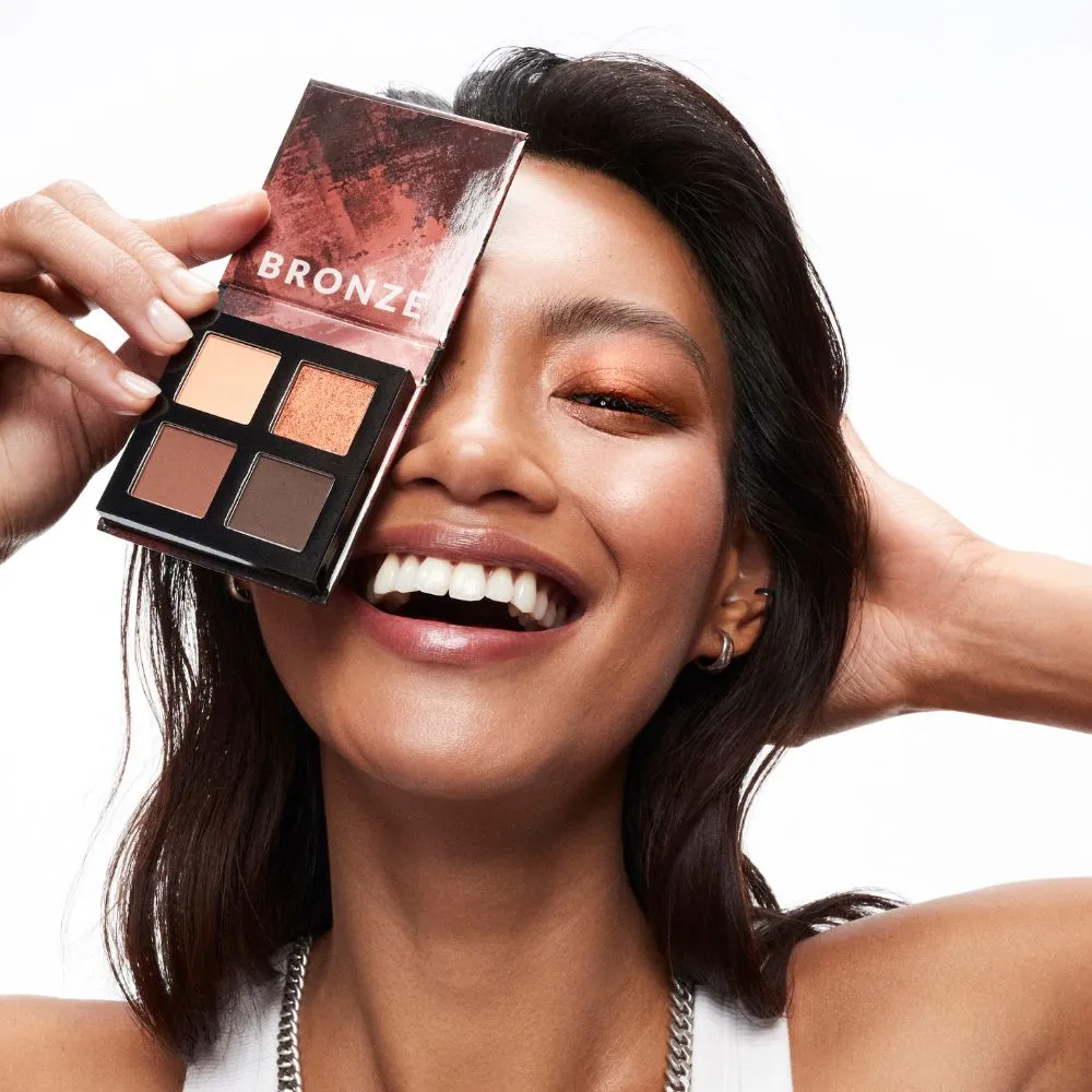 Ultra Colour Quad Eyeshadow Palette